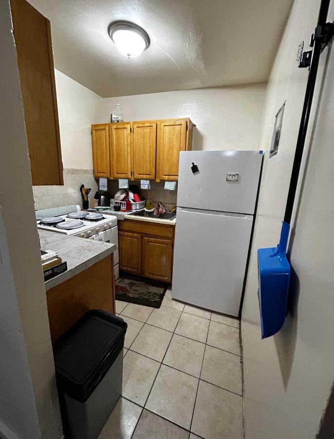 Lovely 2Bd 1Br Apt Ню Йорк Екстериор снимка